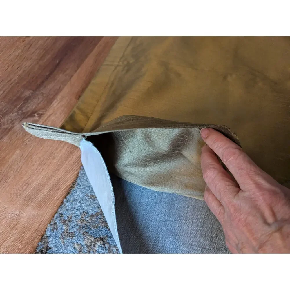 silk drapes 2 panels 48 x 67 each panel blackout thermal